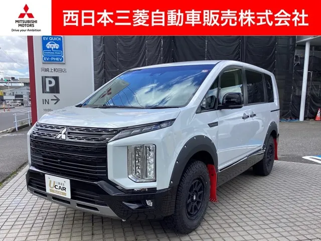 Mitsubishi Delica