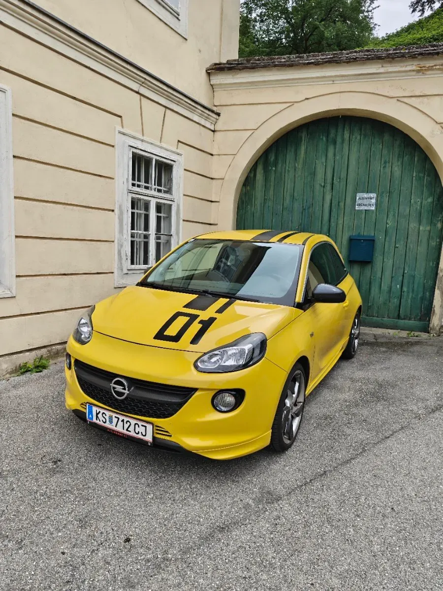 Opel Adam
