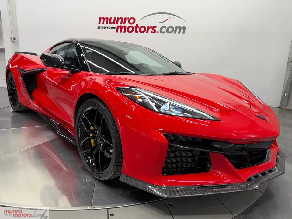 Chevrolet Corvette 2025 photo 2