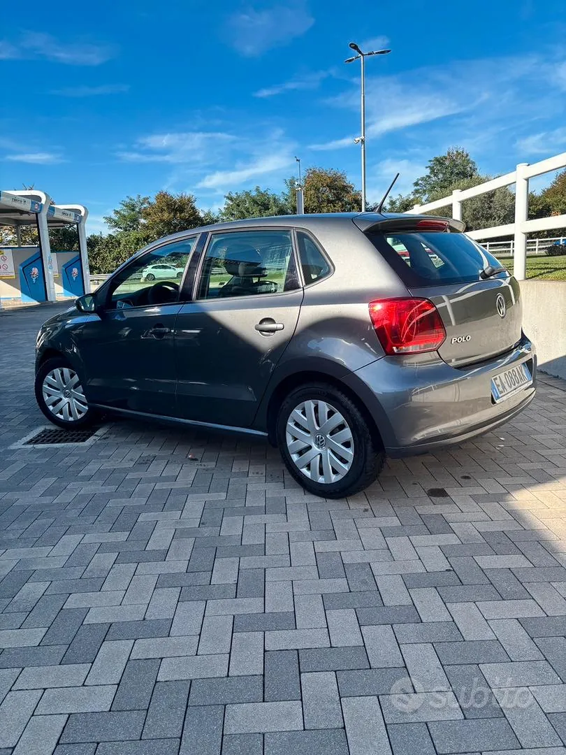 Volkswagen Polo 2009 photo 2