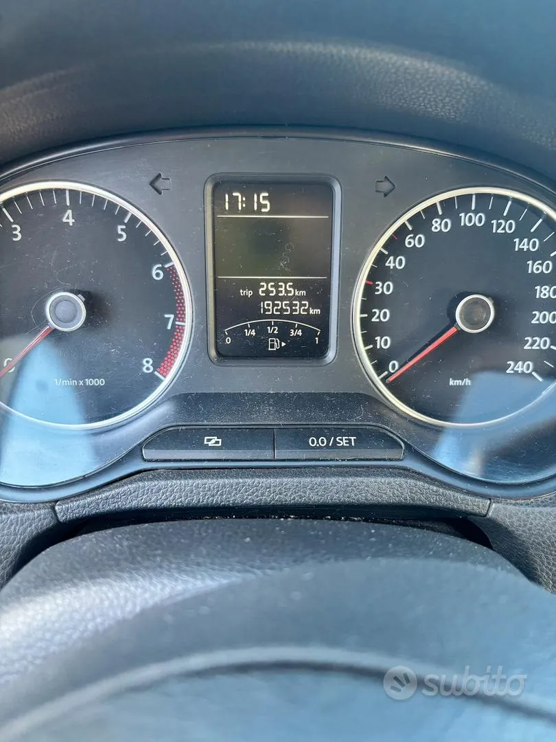 Volkswagen Polo 2009 photo 4
