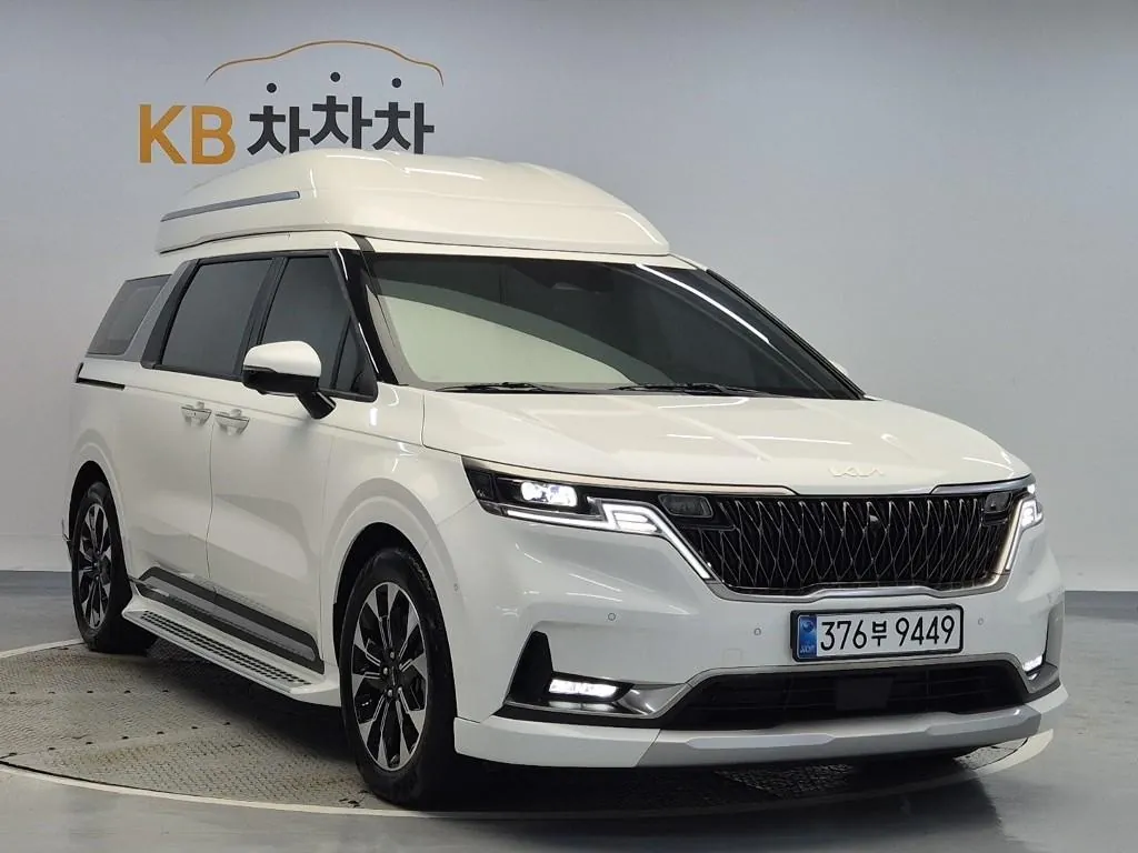 Kia Carnival 2023 photo 4