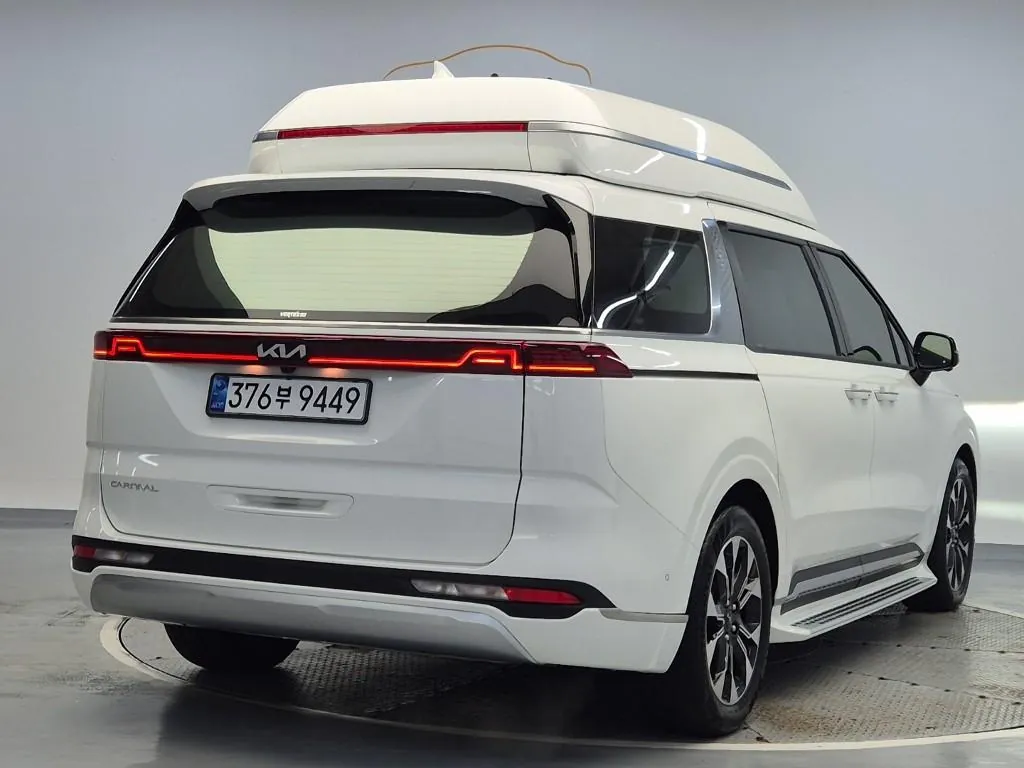 Kia Carnival 2023 photo 3