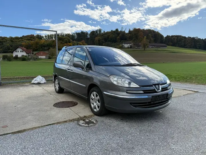 Peugeot 807 2013 photo 2