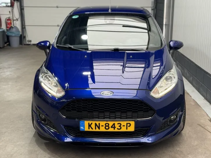 Ford Fiesta 2016 photo 2