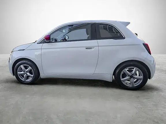 Fiat 500E 2022 photo 2