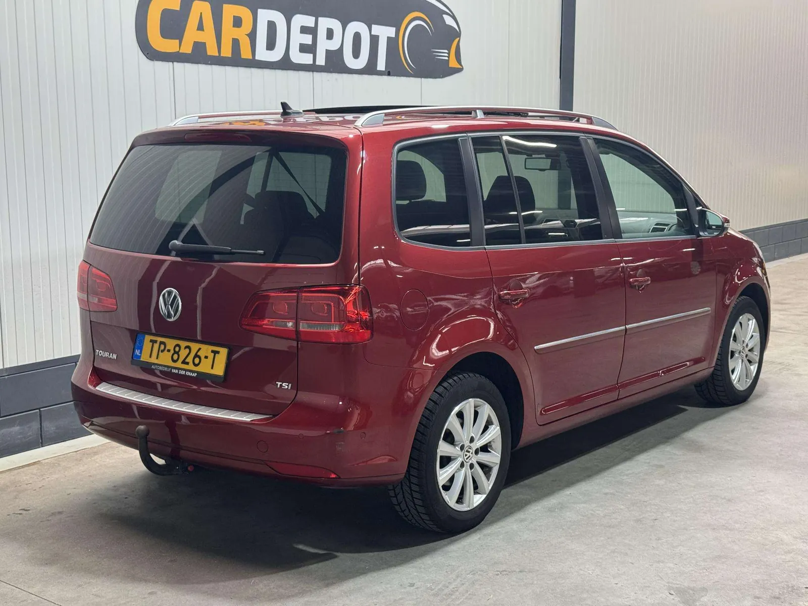 Volkswagen Touran 2011 photo 5
