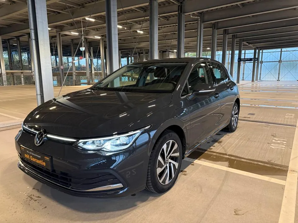 Volkswagen Golf Viii