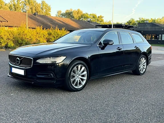 Volvo V90 2022 photo 2
