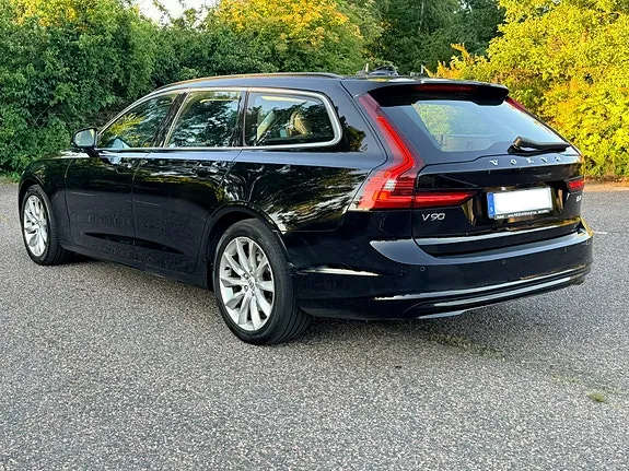 Volvo V90 2022 photo 5