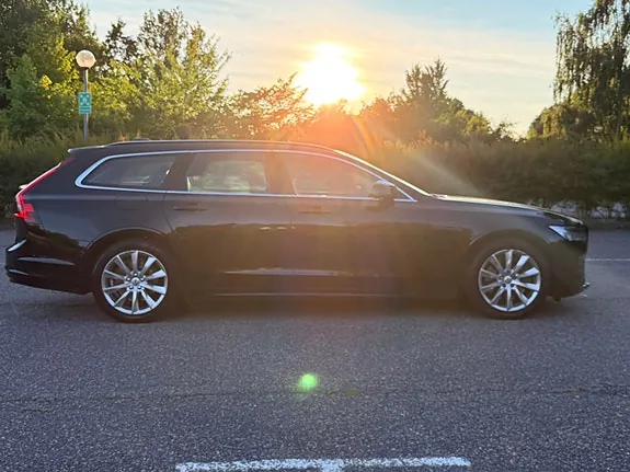 Volvo V90 2022 photo 3