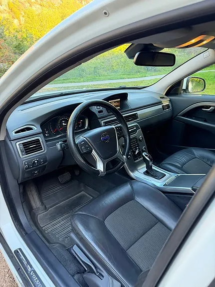 Volvo V70 2014 photo 3