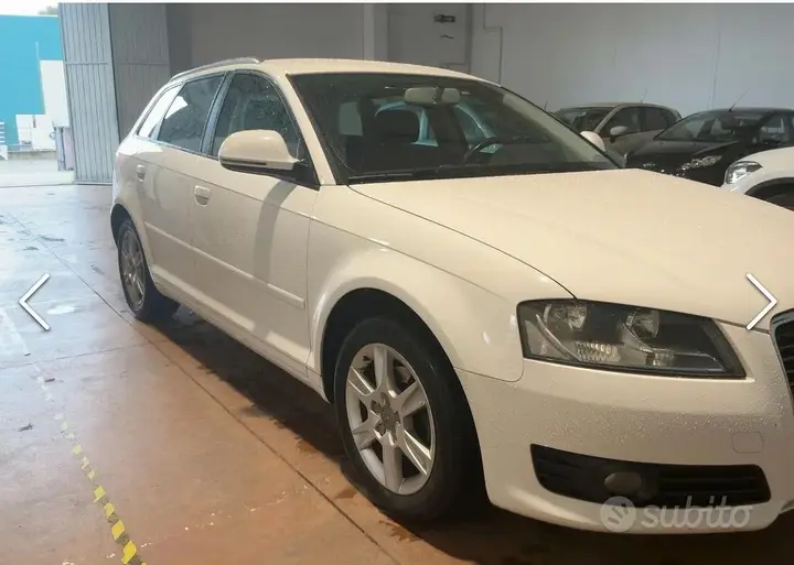 Audi A3 2010 photo 2
