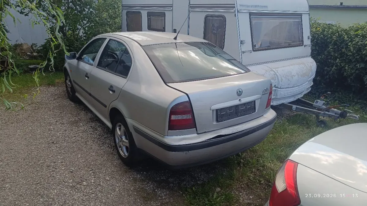 Skoda Octavia 1999 photo 2