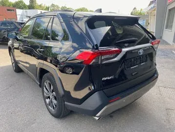 Toyota Rav4 2023 photo 3