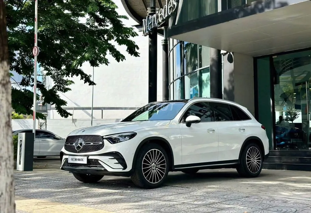 Mercedes-Benz Glc 2025 photo 2