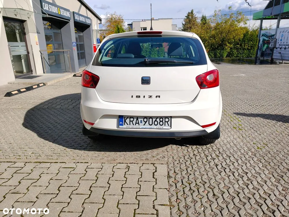 Seat Ibiza 2014 photo 4