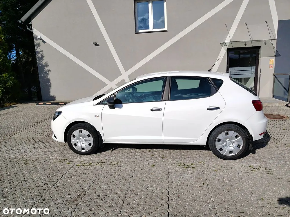 Seat Ibiza 2014 photo 2