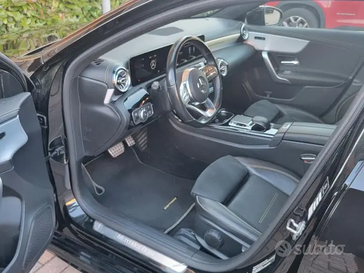 Mercedes-Benz A250 2018 photo 5