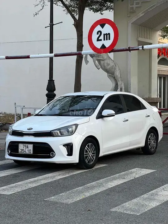Kia Soluto