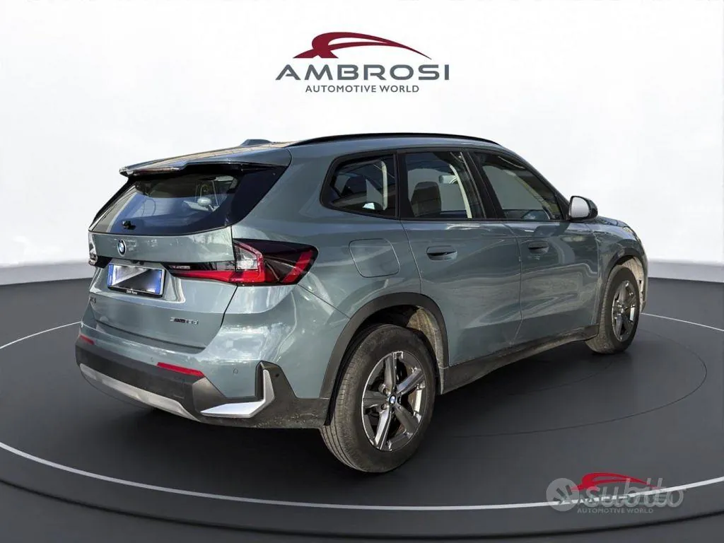 BMW X1 2022 photo 3
