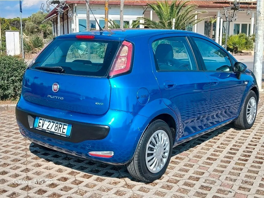 Fiat Punto Evo 2011 photo 5