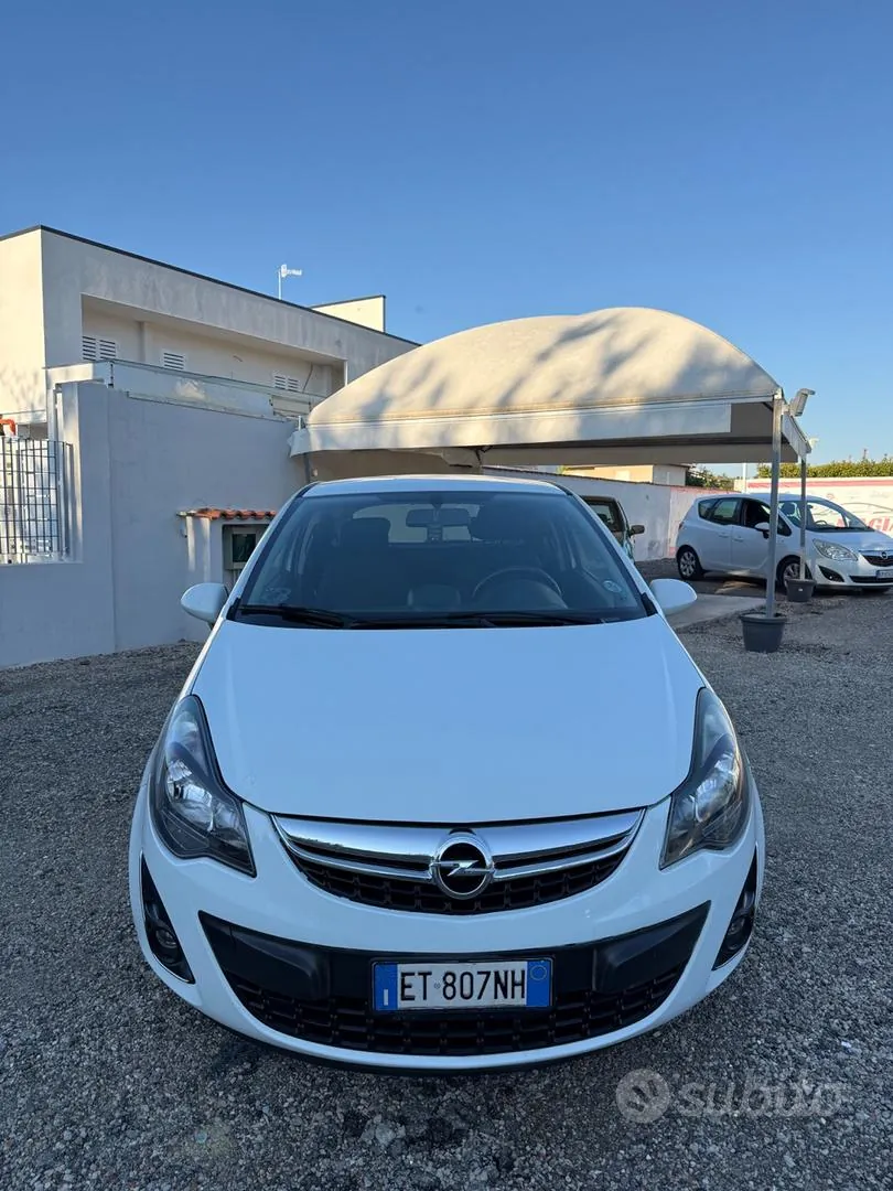 Opel Corsa 2014 photo 2