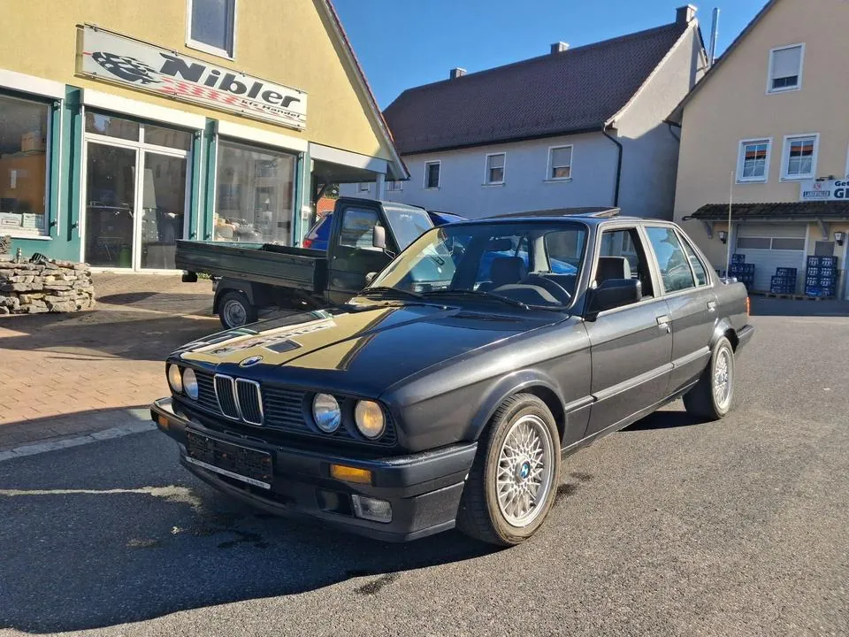 BMW 325I E30
