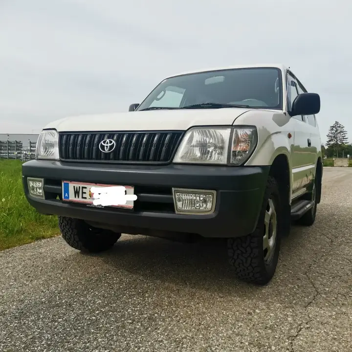 Toyota Land Cruiser 2000 photo 3