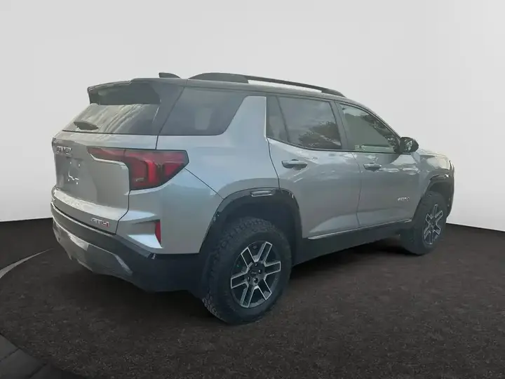 GMC Terrain 2027 photo 5