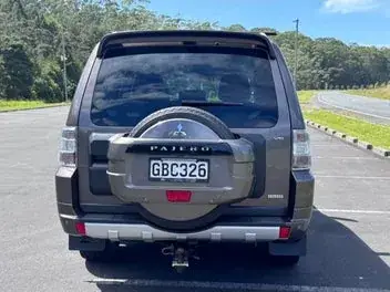 Mitsubishi Pajero 2011 photo 5