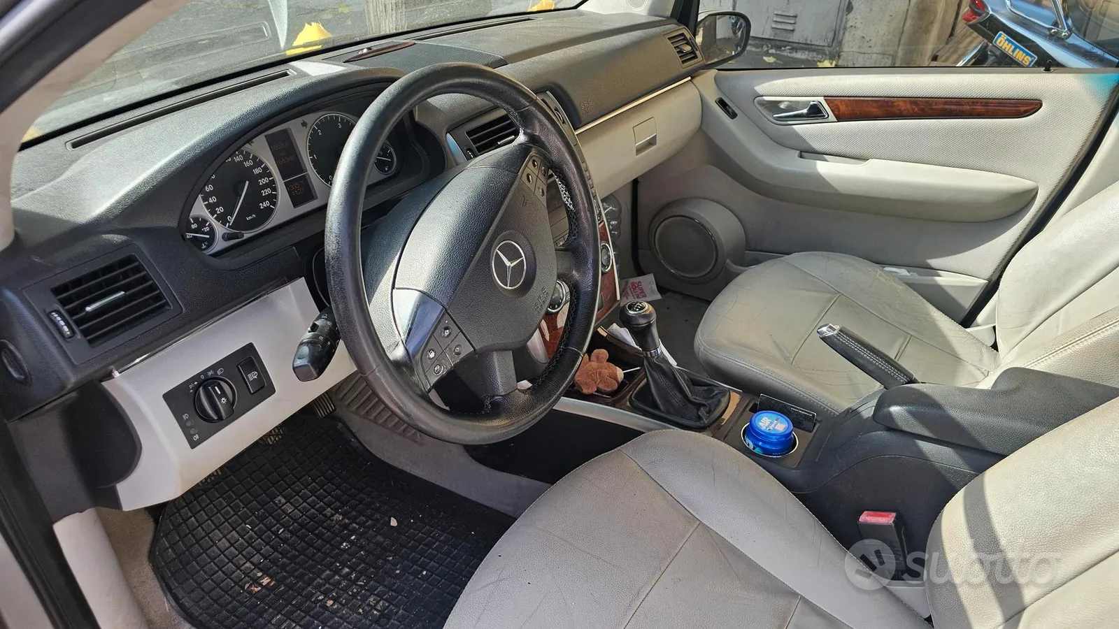 Mercedes-Benz B200D 2006 photo 5