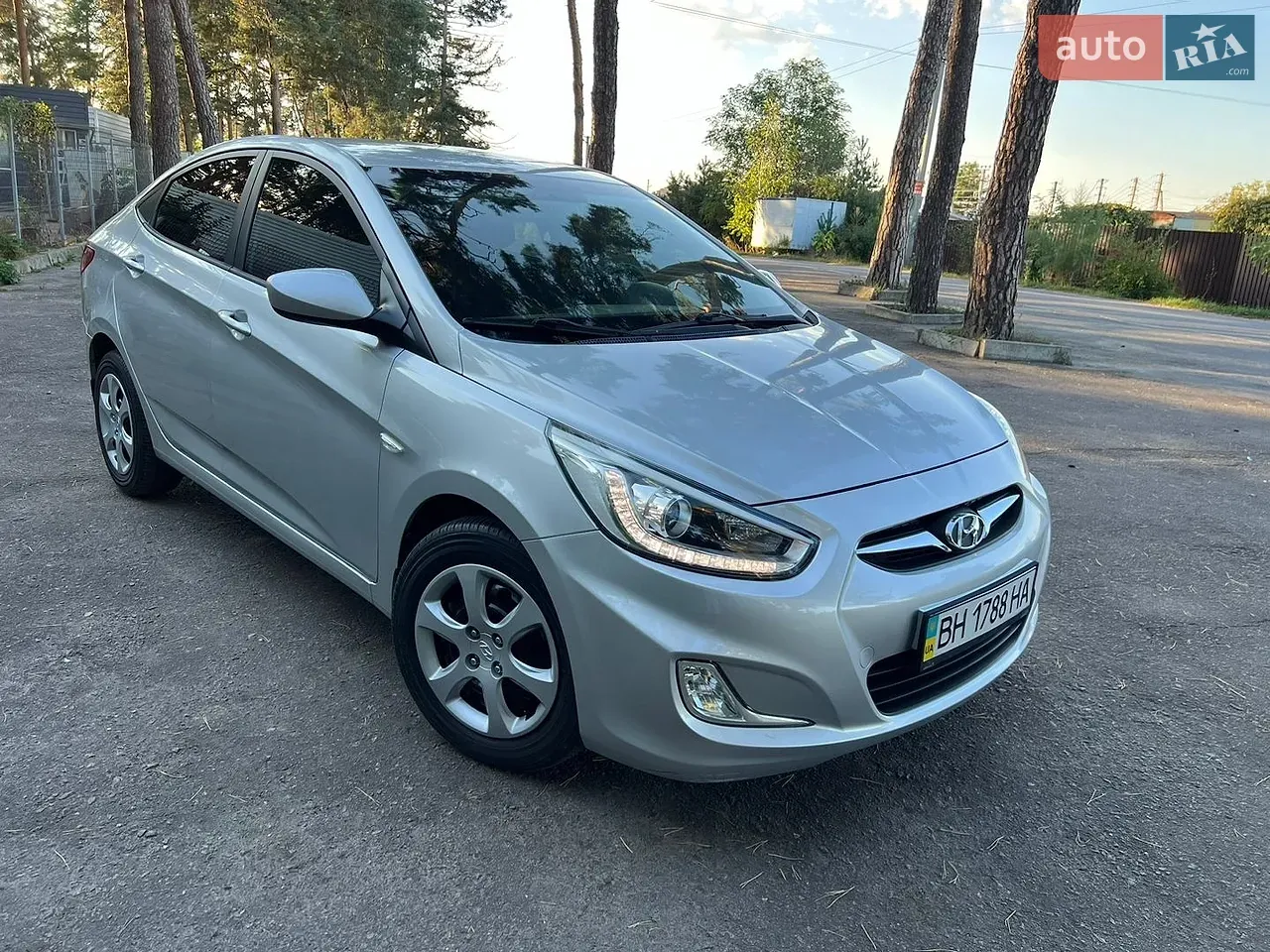Hyundai Accent 2014 photo 5