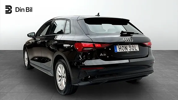 Audi A3 2023 photo 3
