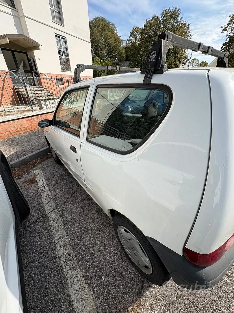 Fiat 600 2006 photo 2