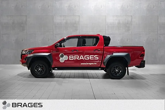 Toyota Hilux 2025 photo 2