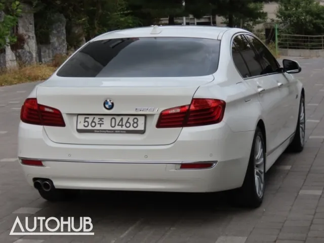 BMW 5 Series 2015 photo 3