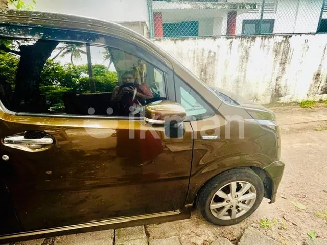 Suzuki Wagon R 2018 photo 3