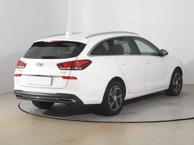 Hyundai I30 2022 photo 4
