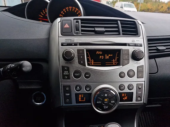 Toyota Verso 2011 photo 5