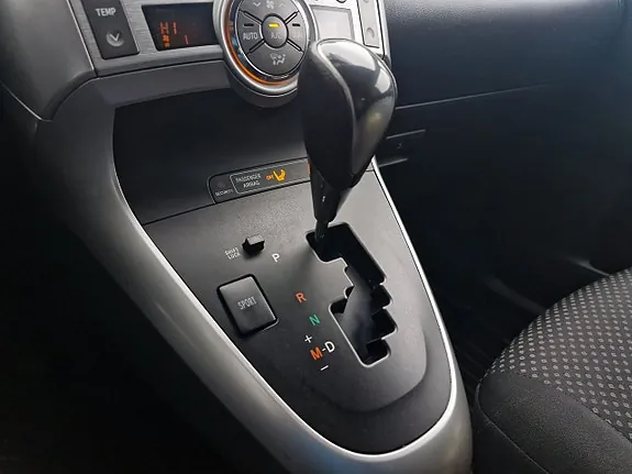 Toyota Verso 2011 photo 4
