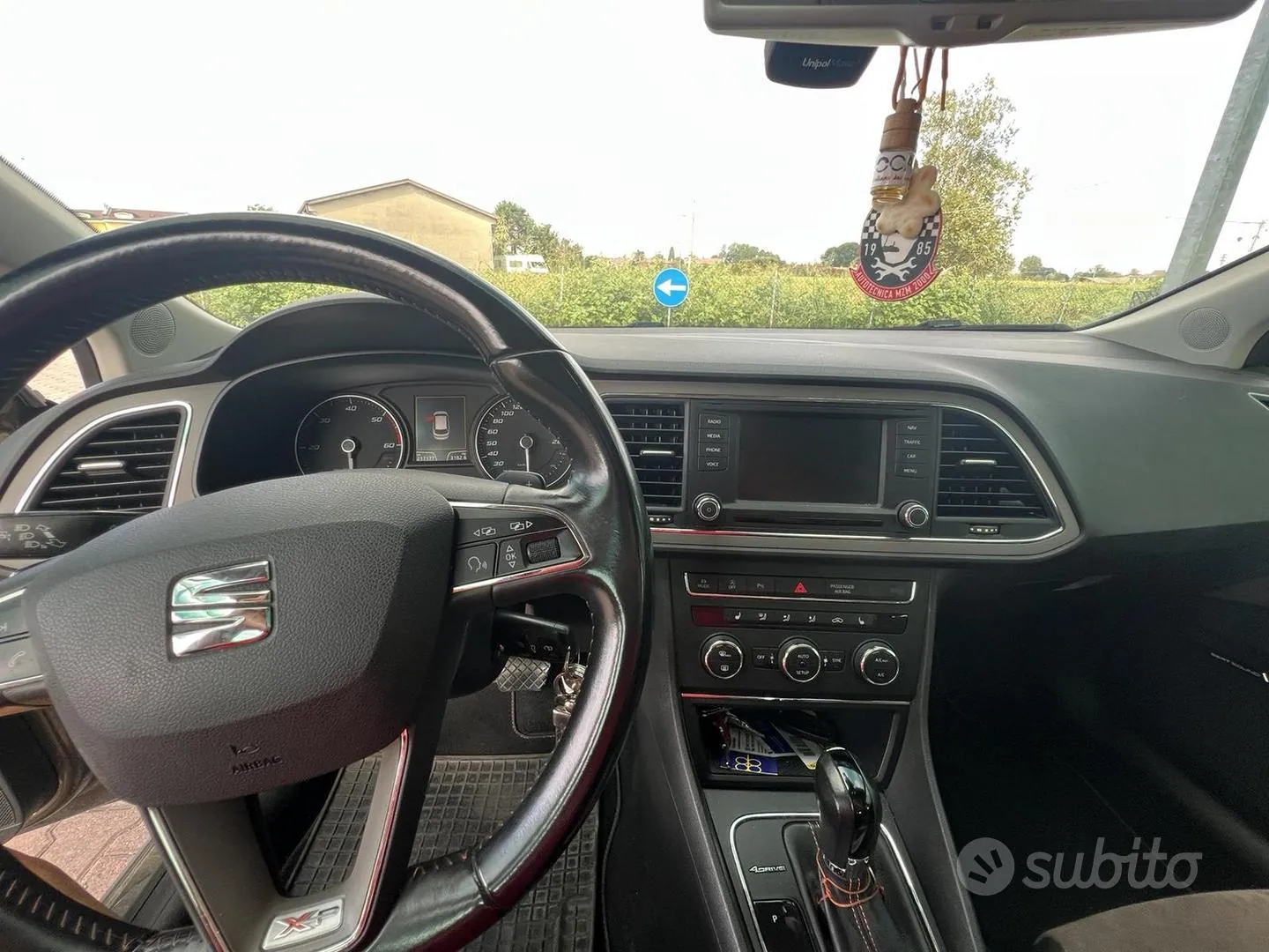 Seat Leon 2015 photo 5