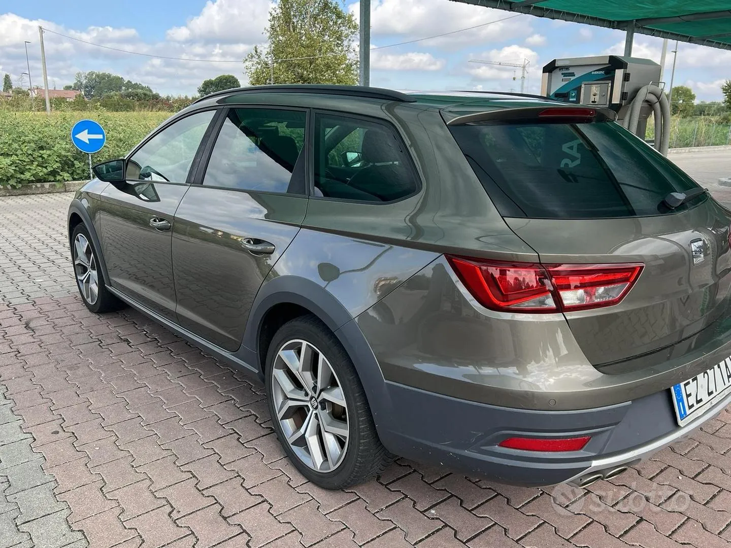 Seat Leon 2015 photo 3