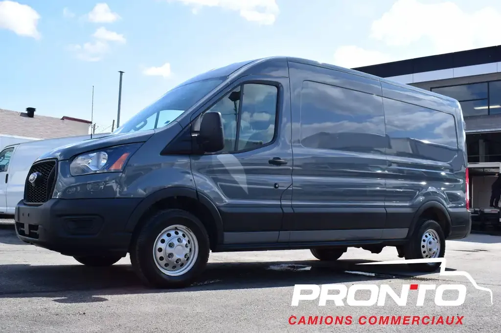 Ford Transit Cargo Van 2025 photo 4