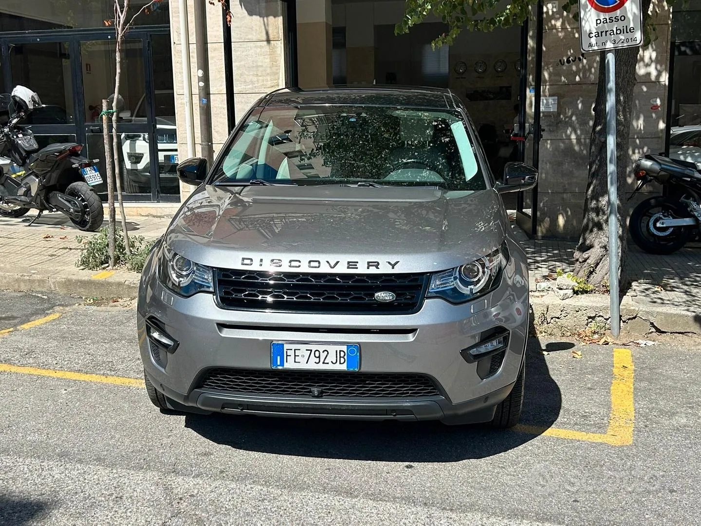 Land Rover Discovery Sport 2016 photo 4