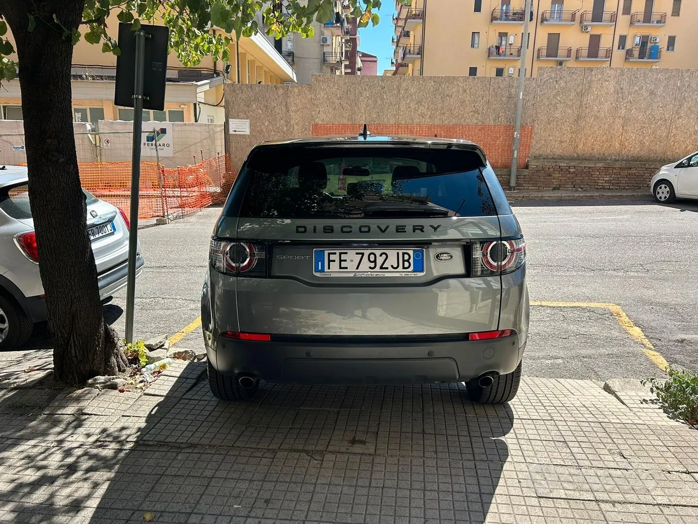 Land Rover Discovery Sport 2016 photo 5