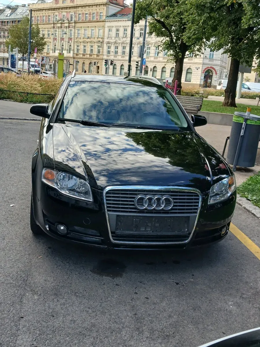 Audi A4 2006 photo 2