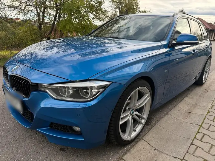 BMW 330I