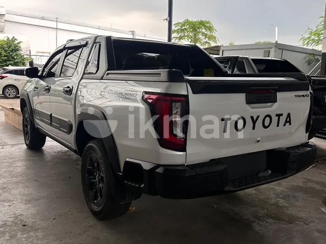 Toyota Hilux 2026 photo 3