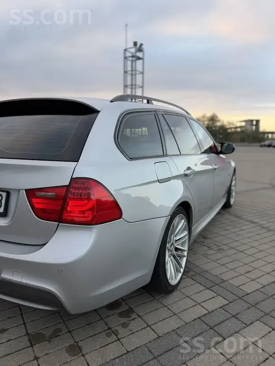 BMW E91 2009 photo 5